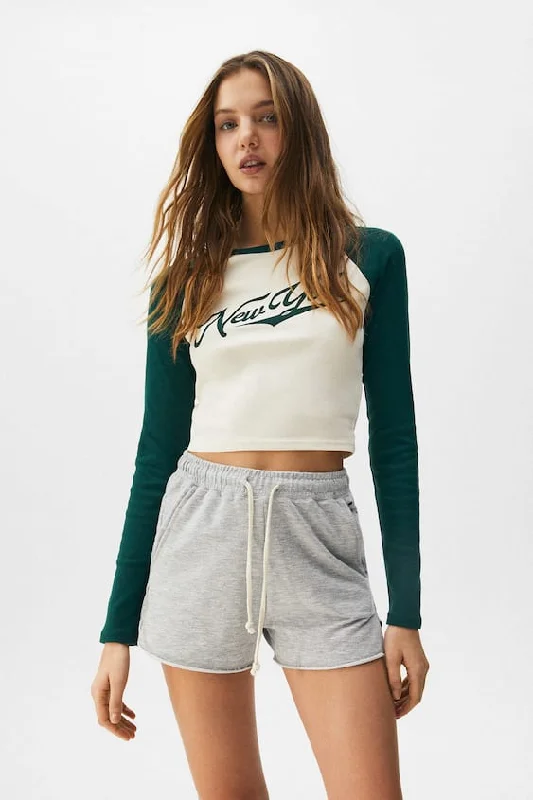 Romantic Temperament Basic Grey Jogging Shorts
