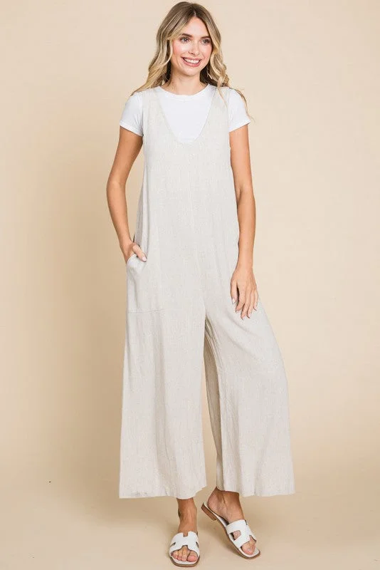 Urban Chic Solid Linen Sleeveless Jumpsuit