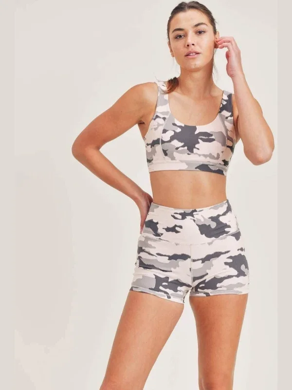 Urban Style Mono B Pink Camo Highwaist Shorts