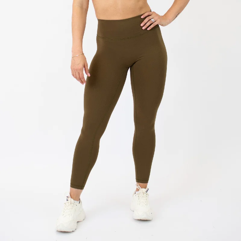 Fashionable and versatile Charge Legging 25"- No Front Seam - Higher Rise