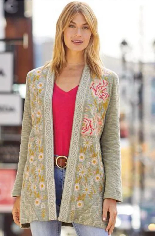 Street Style Suit Helsinki Cardigan