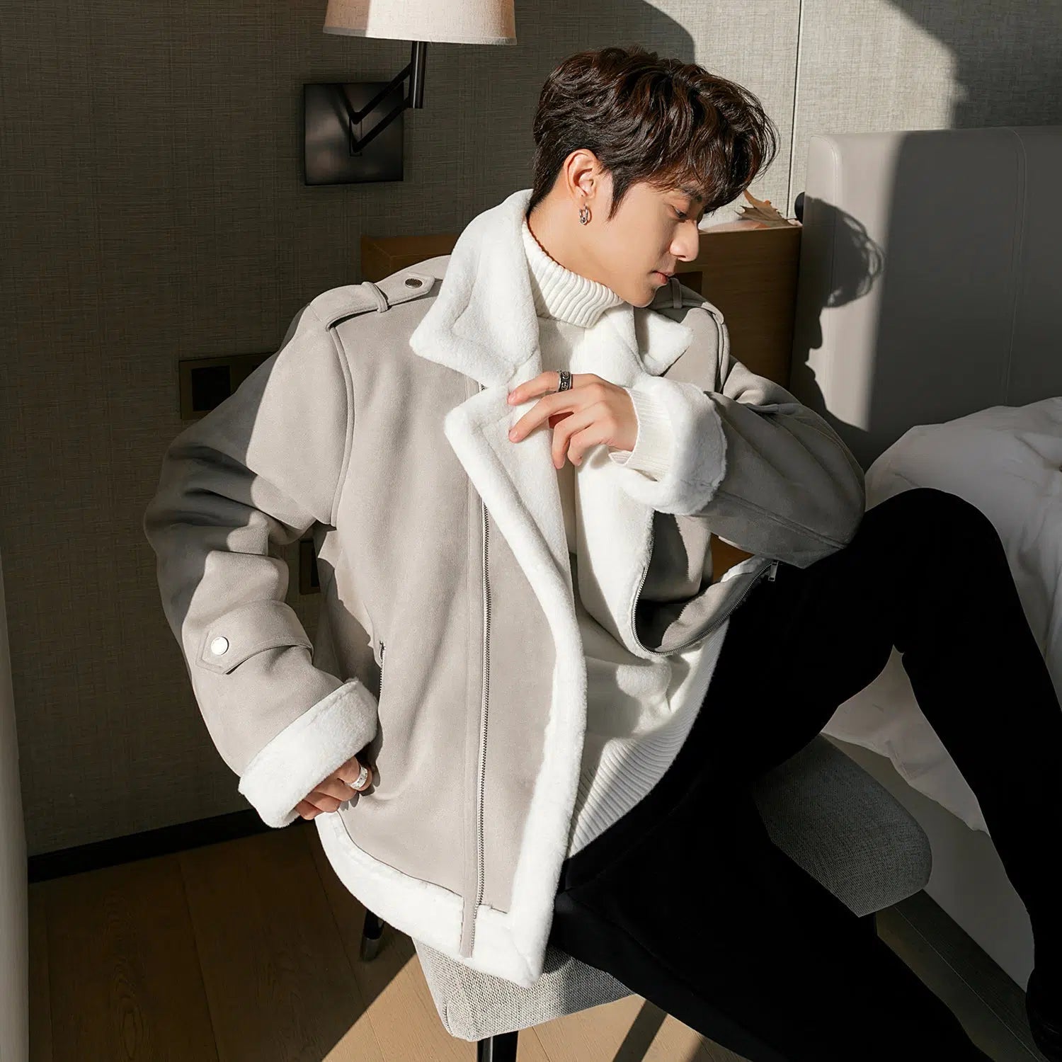 Comfortable Design Cropped Rabbit Fur Lapel Jacket