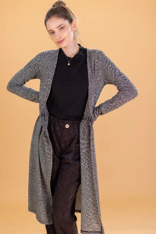Free and comfortable Cardigan Jinx Grey.