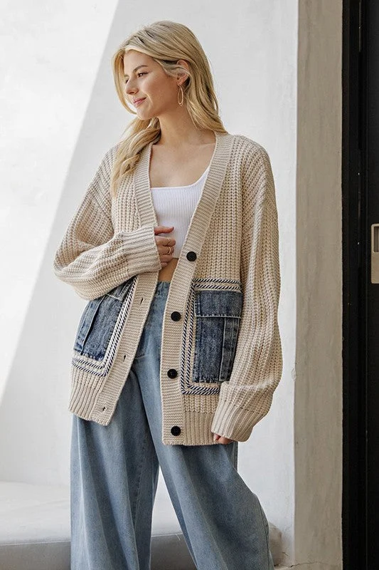 KNIT CARDIGAN WITH DENIM POCKETS - OATMEAL