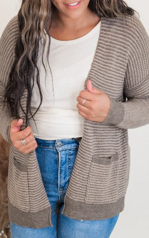 Trendy Looks Mocha Color Waffle Texture Cardigan