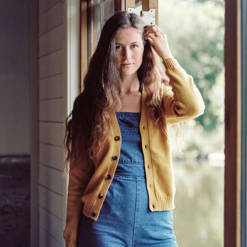 Weekend Style Women's Classic Cardigan