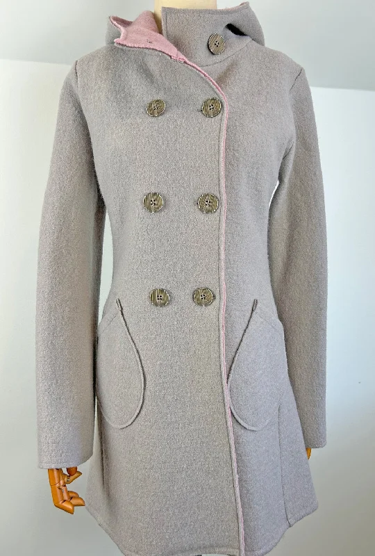 Sports Trend CAR COAT · concrete