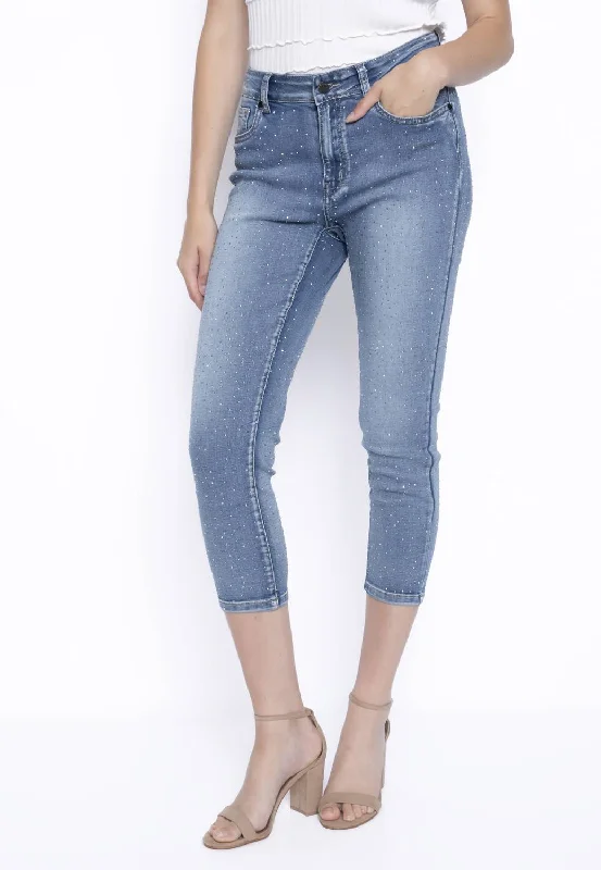 Noble And Elegant Bling Capri Jean In Light Denim