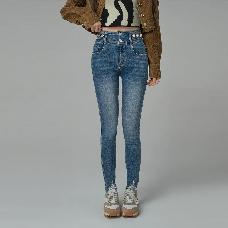 Heart Pocket Skinny Jeans