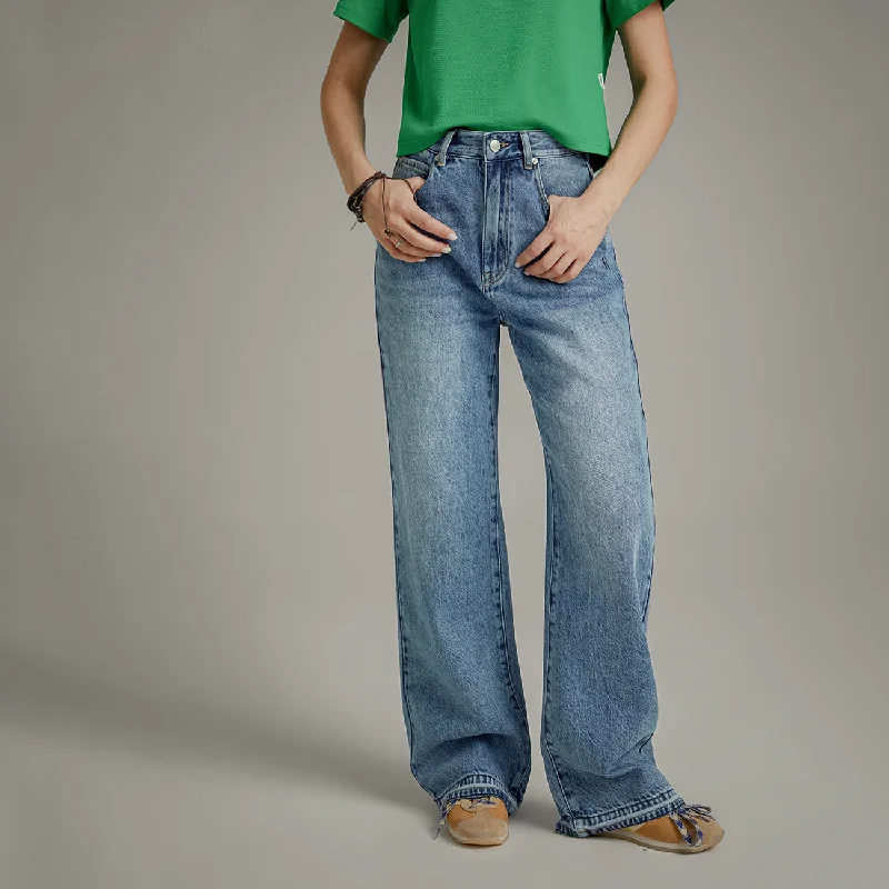 Unique Design Boyfriend Washed Straight Jeans