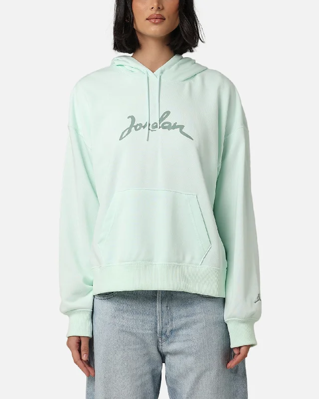 Wandering freely Jordan Women's Brooklyn Fleece Pullover Hoodie Barely Green/Jade Smoke
