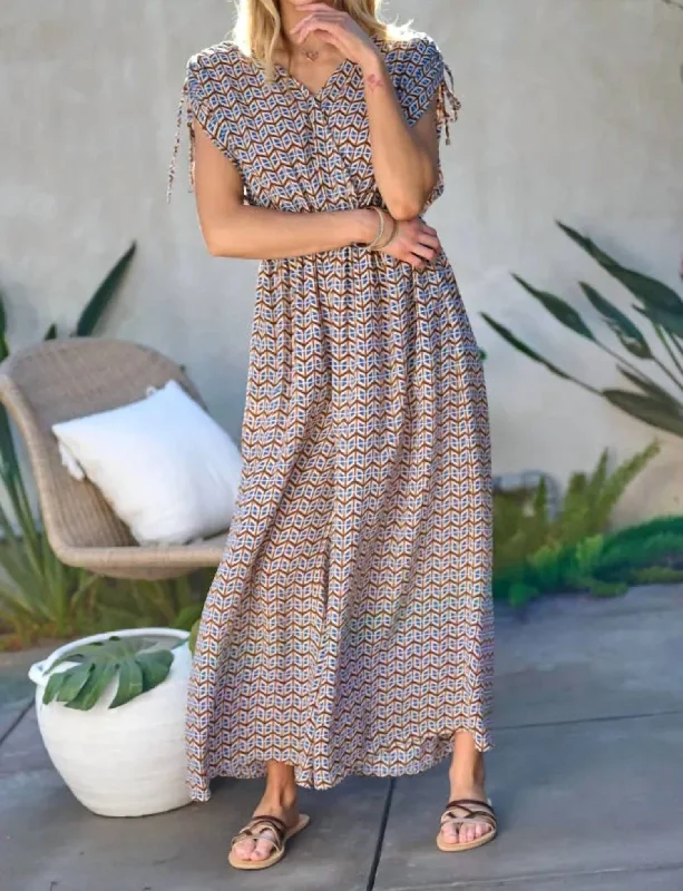 Classic Design Printed V Neck Sleeveless Wide Leg Jumpsuit In Teal Blue