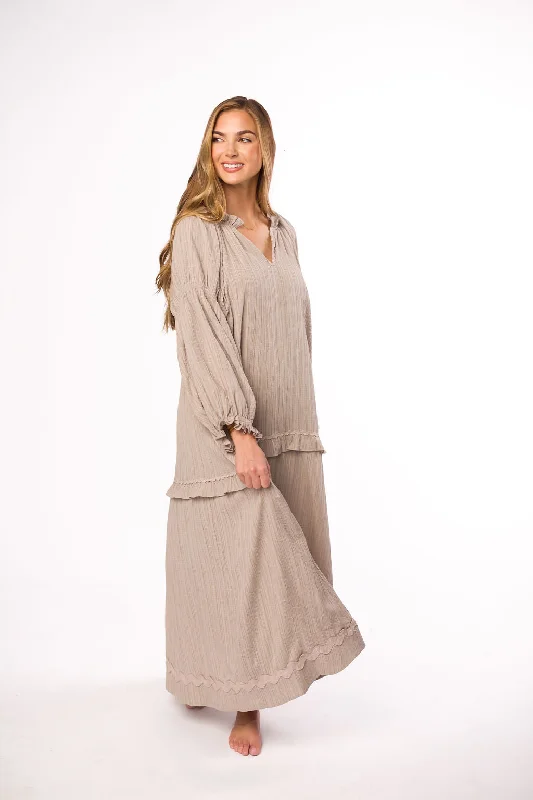Easygoing Style Millie Textured Tiered Maxi Dress in Light Mocha
