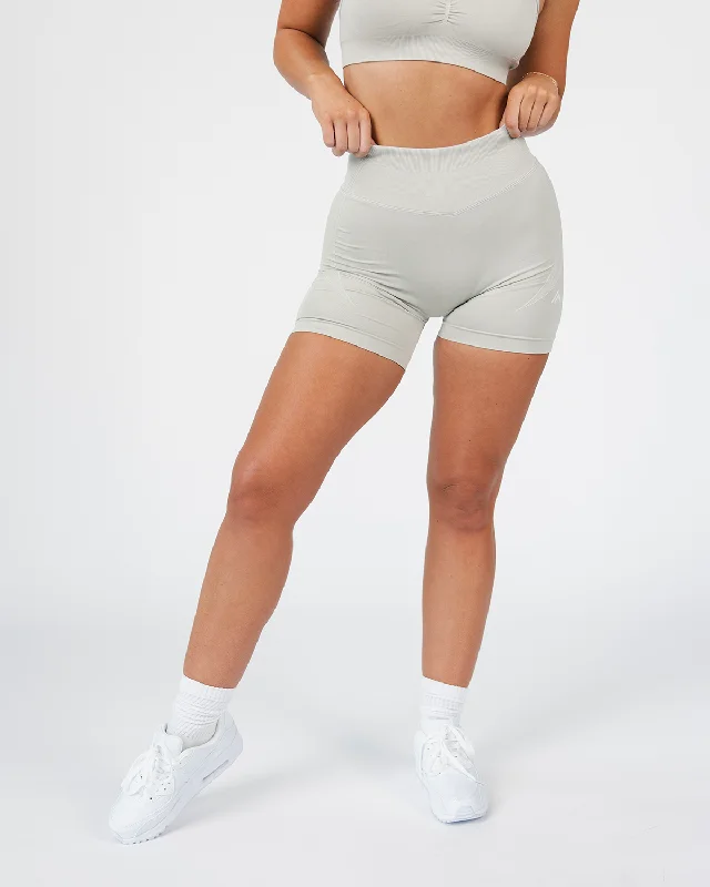 ICON SHORTS - TITANIUM