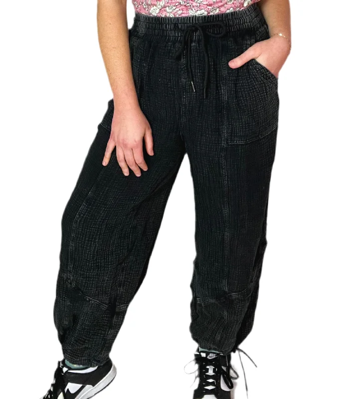 Comfortable and simple Black Mineral Pants