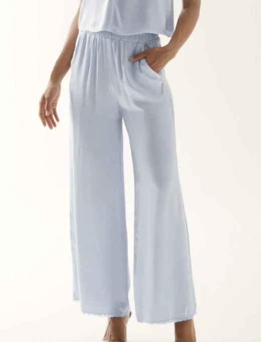 Free and comfortable Cara Pants