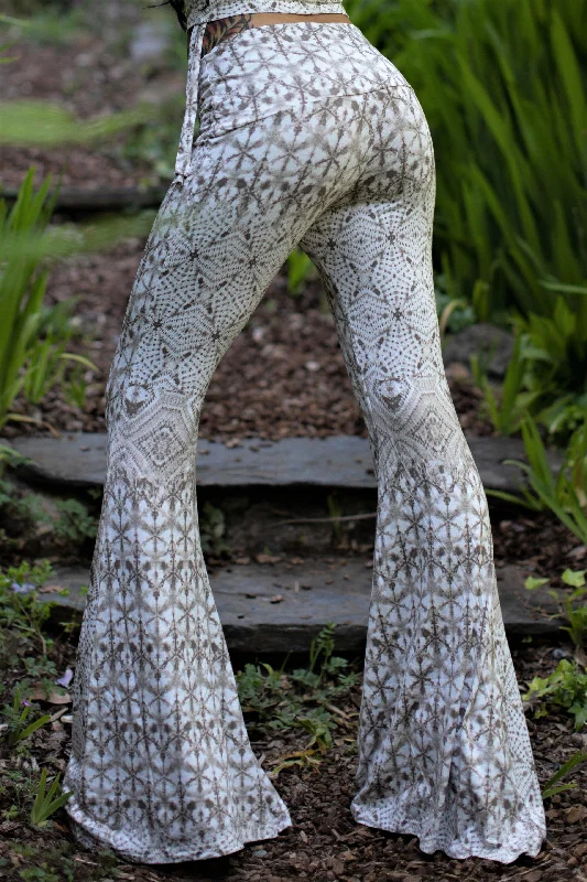 Breathable Style High Waist Bell Bottom Flare Pants - White and Tan