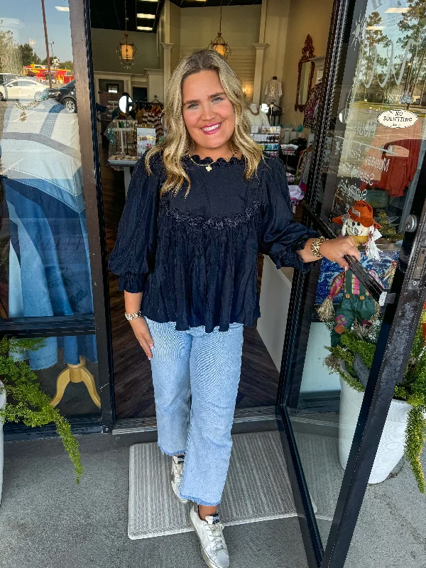 Comfortable Fashion Solid Ric Rac Top: Black