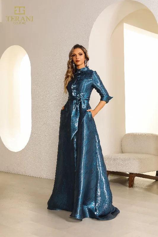 Editorial Design Terani Couture 251M4462