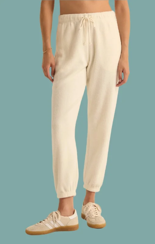 Free and comfortable Unwind Reverse Fleece Jogger