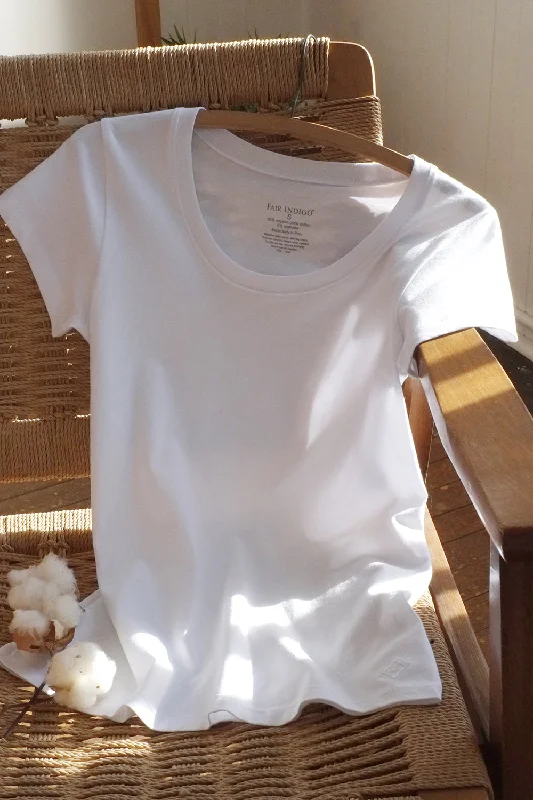 Women's Organic Scoop Neck Tee